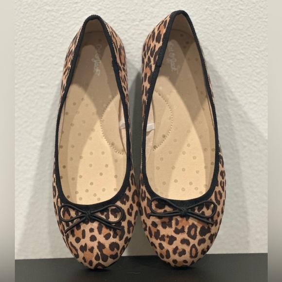 NWOT Cat & Jack ballet flats 3Y women’s 5 - Picture 2 of 9